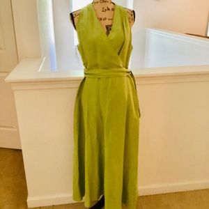 Talbot's Size 14 green apple  color halter dress